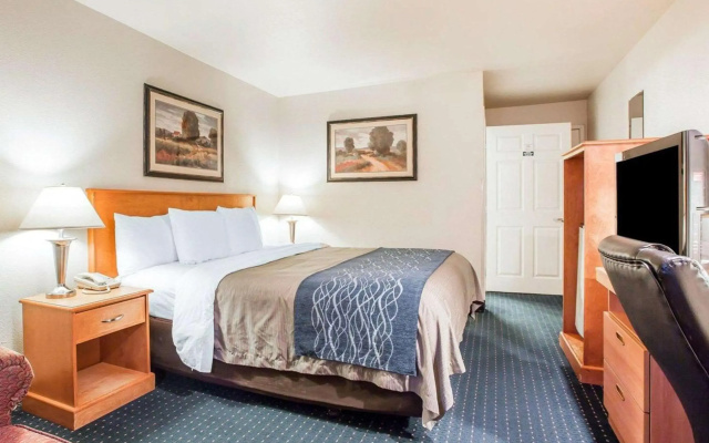 Comfort Inn & Suites Salinas City Center Area