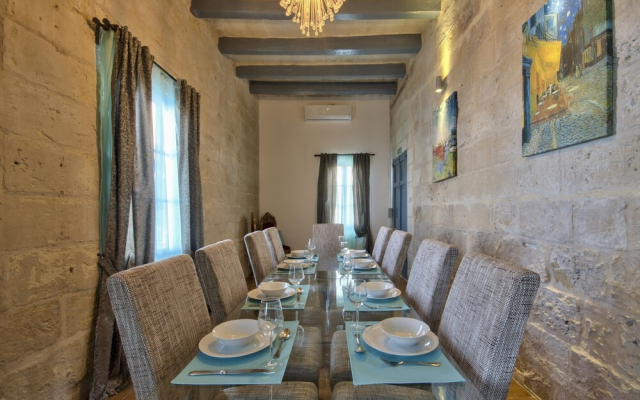 Waterfront Valletta House-tritoni hotels