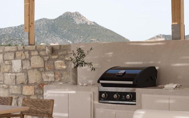 Ayali Villa II, a divine luxury homestay, By ThinkVilla