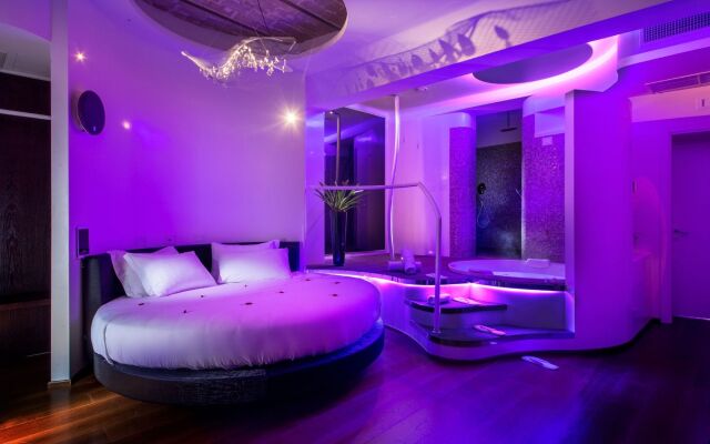 Suite Sistina For Brave Lovers