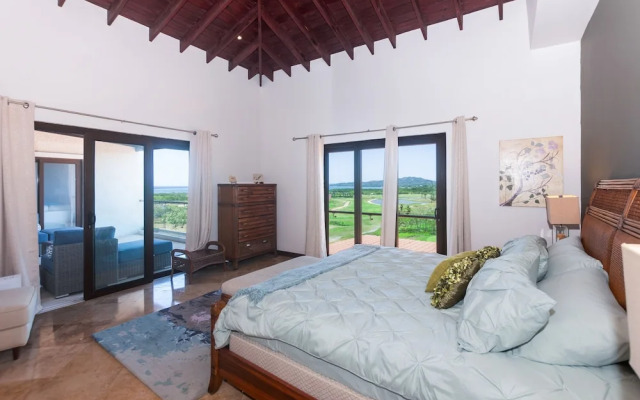 Pristine Bay 1005- Villa Loce 4 Bedroom Home