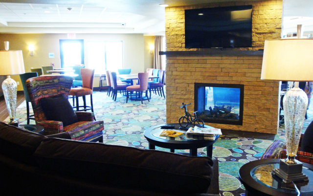 Holiday Inn Express & Suites Pocatello, an IHG Hotel