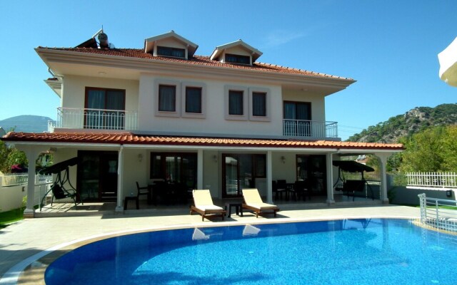 Villa Aktas