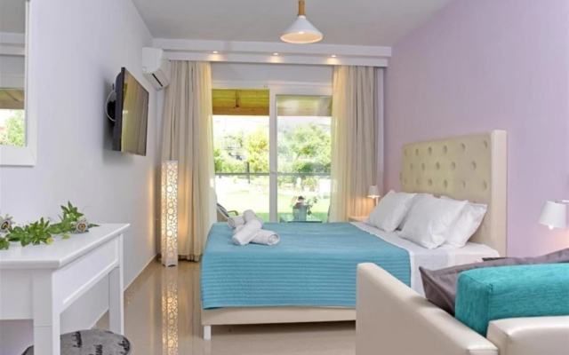 Palapart Gikas Suites And Studios