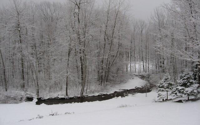 Toll Road Inn