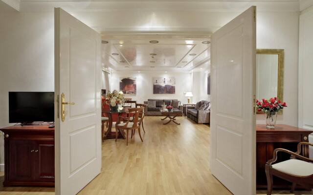 Piraeus Theoxenia Hotel