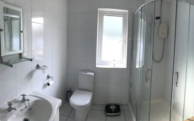 Immaculate, Relaxing 2 Bed House to Enjoy
