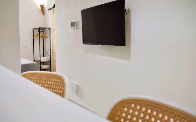 Theater Luxury Apartment