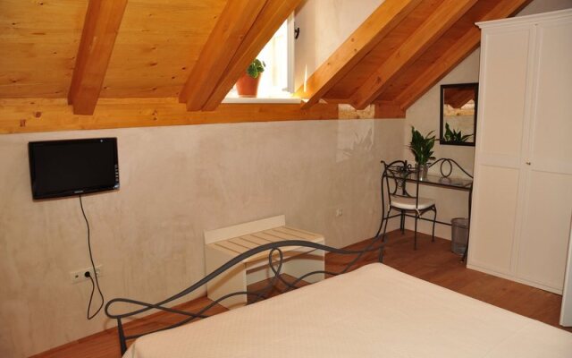 Villa Mama
