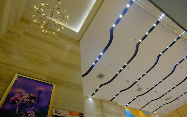 Lavande Hotel Nanjing Xinjiekou Zhangfuyuan Metro Station