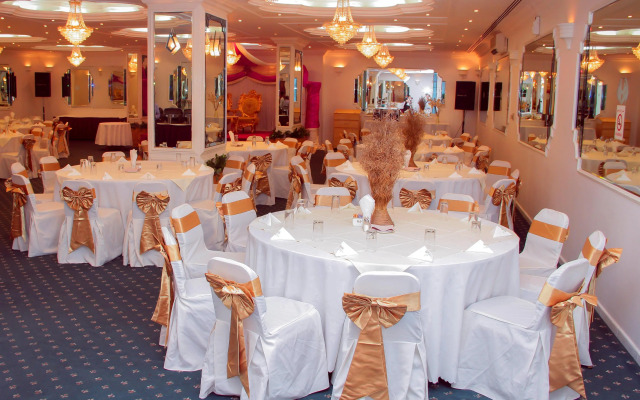 Nova Park Hotel