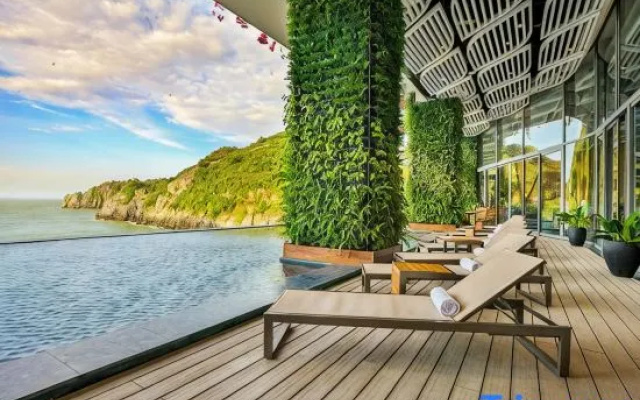 Flamingo Cat Ba Sea Residence , Sky Villa Premier Ocean View King Bed – Outside – Haiphong