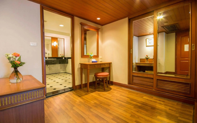 Golden Tulip Sovereign Hotel Bangkok