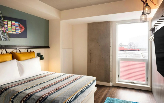 Moxy Halifax Downtown