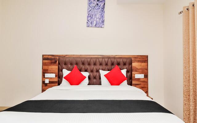 Capital O 24450 Hotel Surabhi