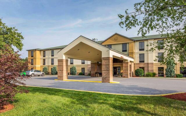 Comfort Inn Duncansville - Altoona