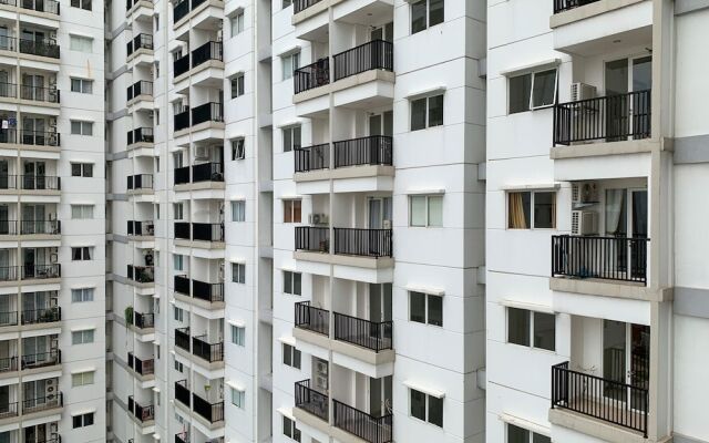 Warm And Best Deal Studio At Signature Park Grande Apartment