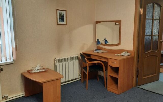 Отель Водолей