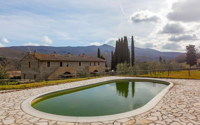 Lovely Holiday Home in Chianni With Swimming Pool
