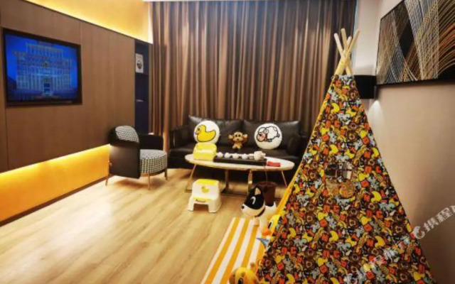 In City Hotel（Meizhou Wanda）