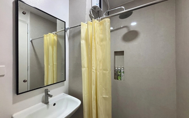 Budget Bunk Studio Comfort