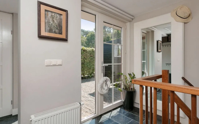 Modern Holiday Home in Putten with Hot Tub