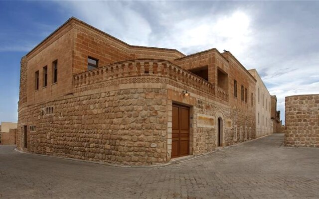 Kasri Nehroz Otel
