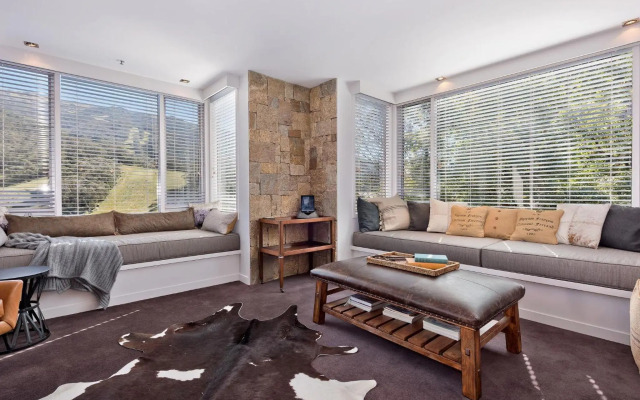 Big Nanook Squatters 32