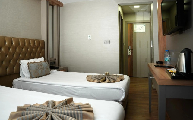 Enerji Hotel