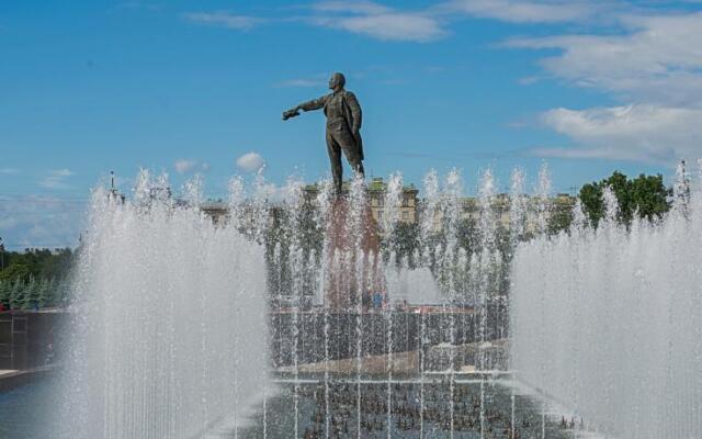 S Vidom na Moskovsky Prospekt