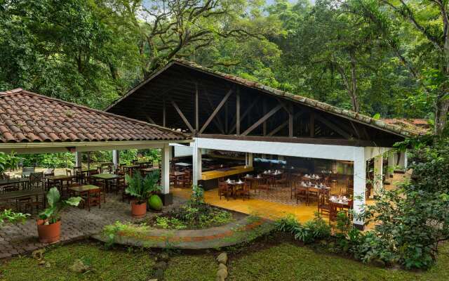 Villa Lapas Jungle Village