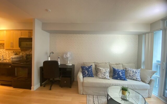 The Bay Suites Rogers Center