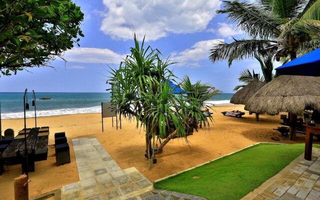 Sea Rock Villa