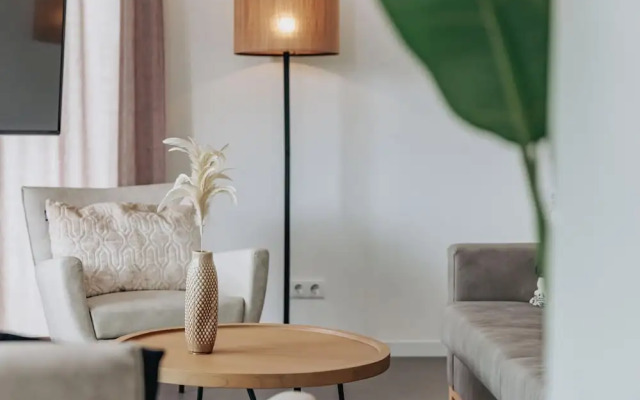 Modern Lodge Near Beach