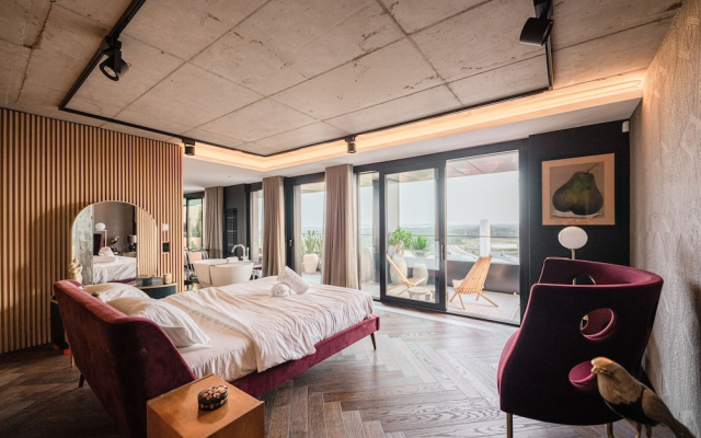 SKYLUX21-Designer Penthouse W Concierge
