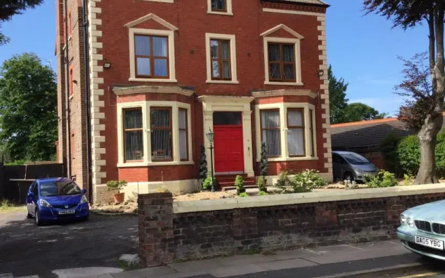 Woodlands Guest House