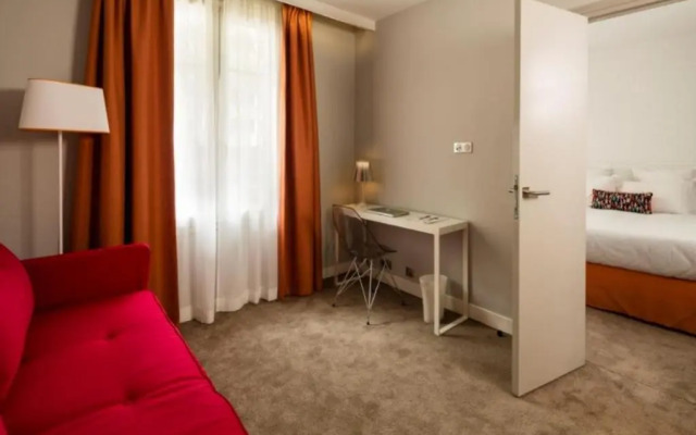 Hotel Paris Vaugirard