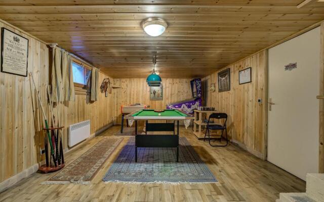 Chalet Ecritoire - Alpes Travel - Les Houches - Sleeps 10