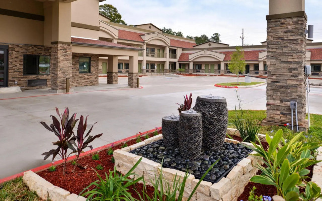 Scottish Inn & Suites