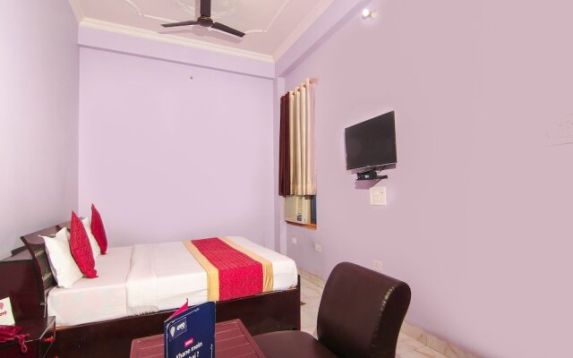 OYO 7441 Gomti Nagar