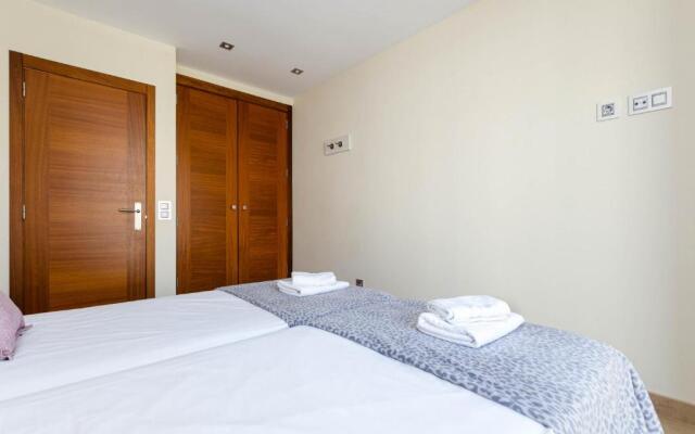 YourHouse Antonia, sea view house with terrace