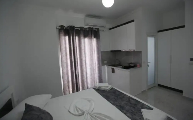 Irdi Aparthotel