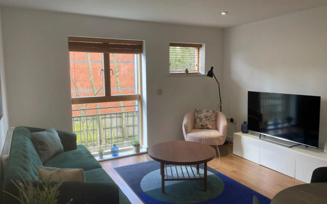 MAIDENHEAD Stylish and modern 2 bedroom apartment