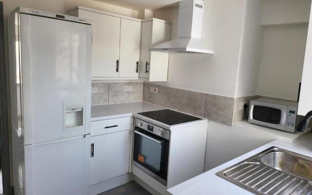Vetrelax Colchester 3bedroom house