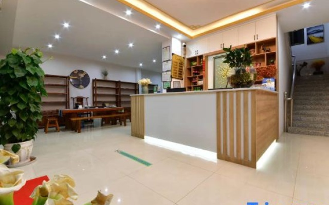 Silver Water Hotel
