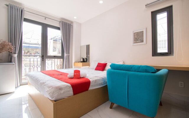 Shibrows By RedDoorz