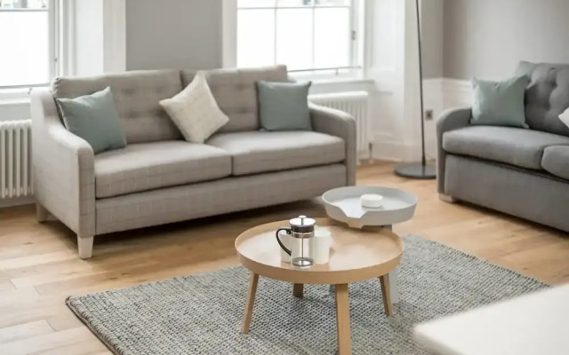 Torphichen Street 5 Star Luxury Apartment