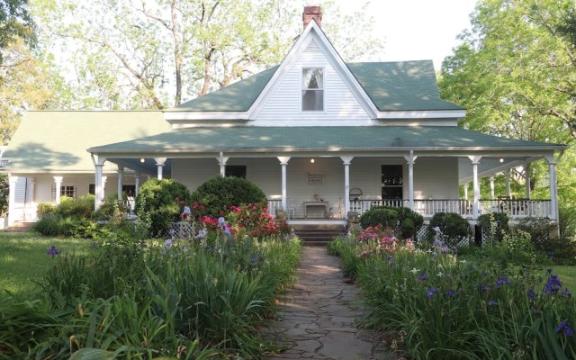 The Stovall House
