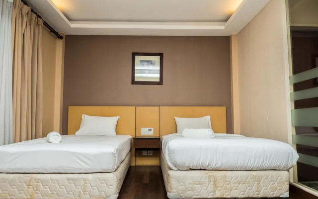 Spacious Studio Room at Grand Setiabudi Apartment