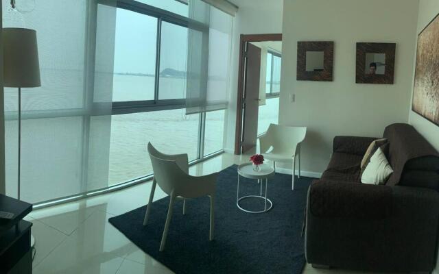 Apartamento VISTA Al RIO PUERTO SANTANA Riverfront 1